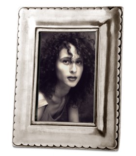 Italian Pewter Scallop Edge Photo Frame