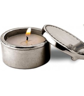 Small round engraved box with Lid